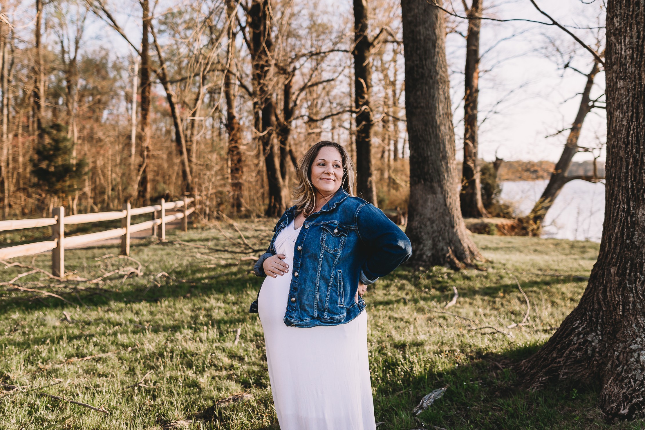 pregnant woman hand on back photos