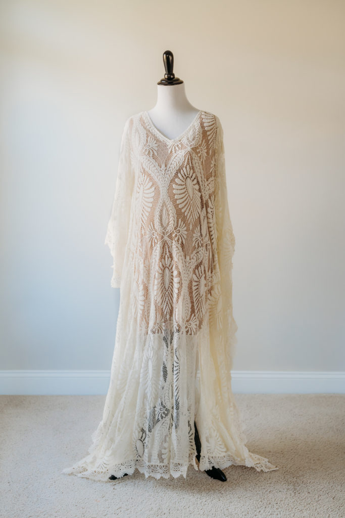Flowy aternity photography lace maxi dress with beige slip